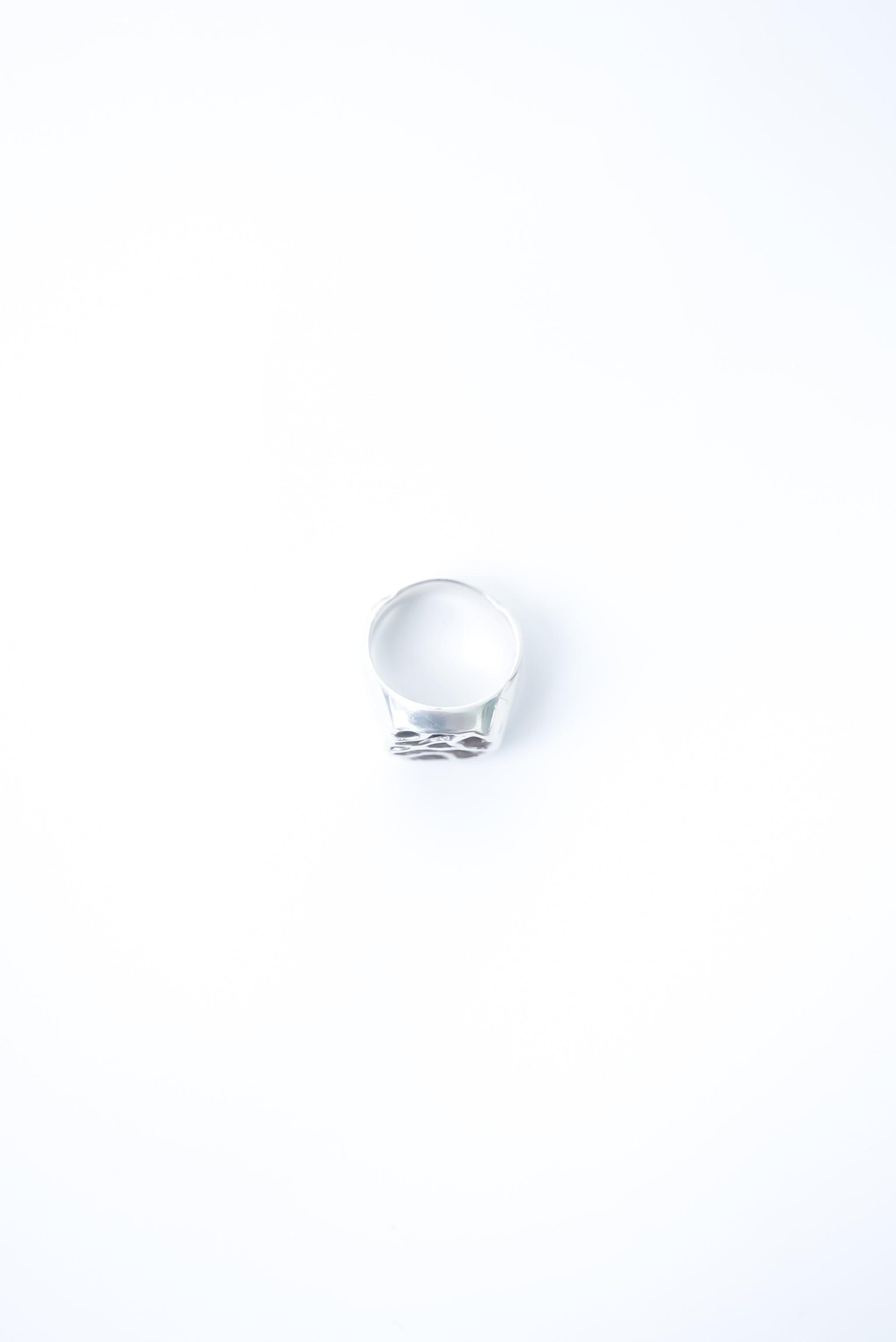 MILON (BLACK ONYX) – STRONG