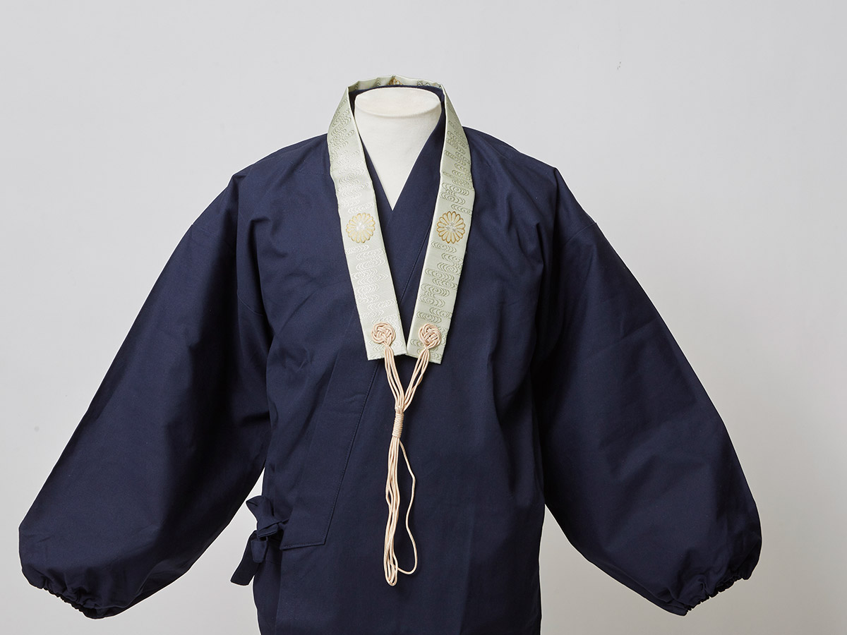 鈴木法衣店 / 【在庫限り】青磁金紗観世水半袈裟 菊三諦章紋