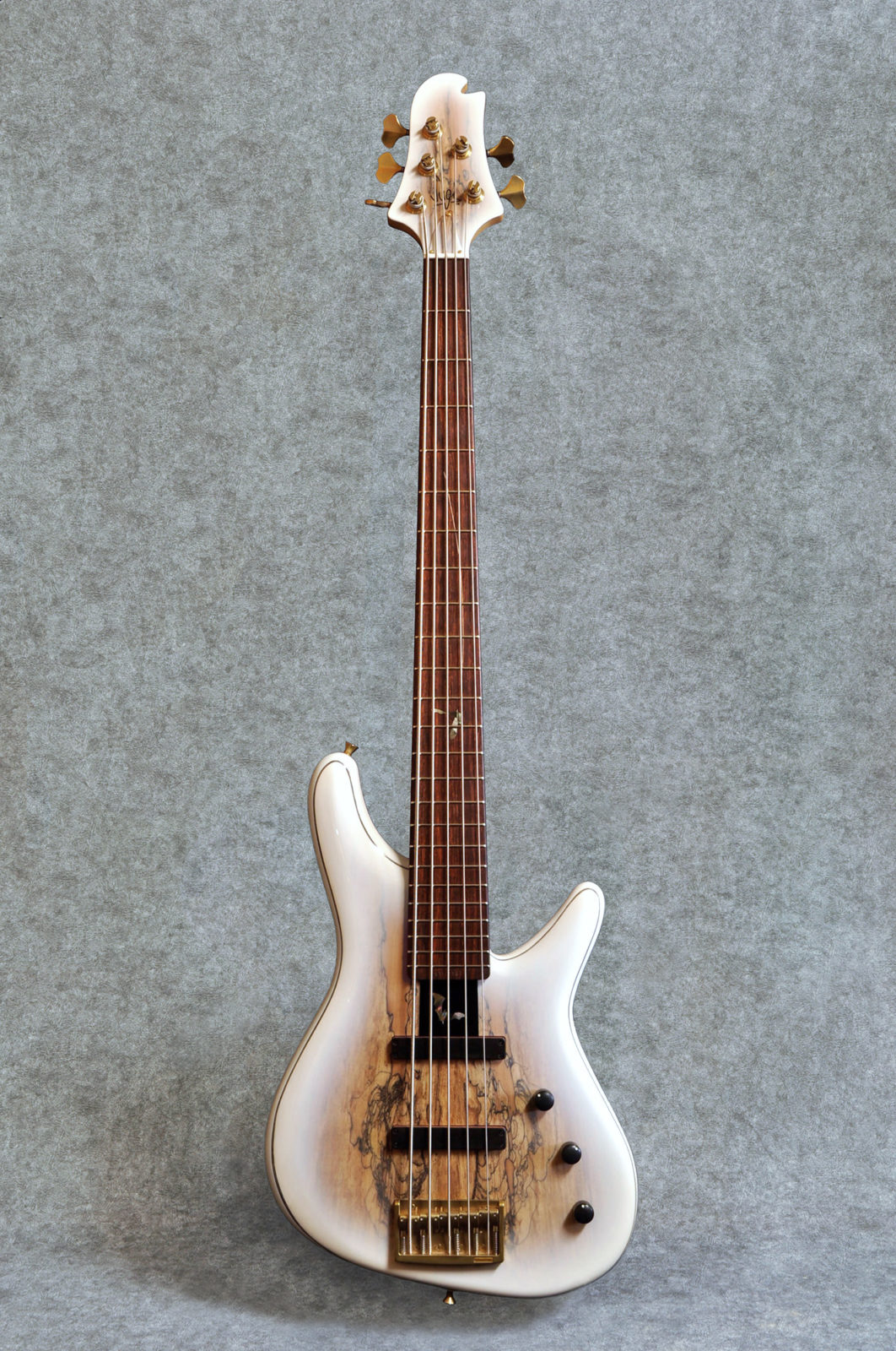 NB5 / Basses : Sugi Japan - Sugi Guitars / スギギター