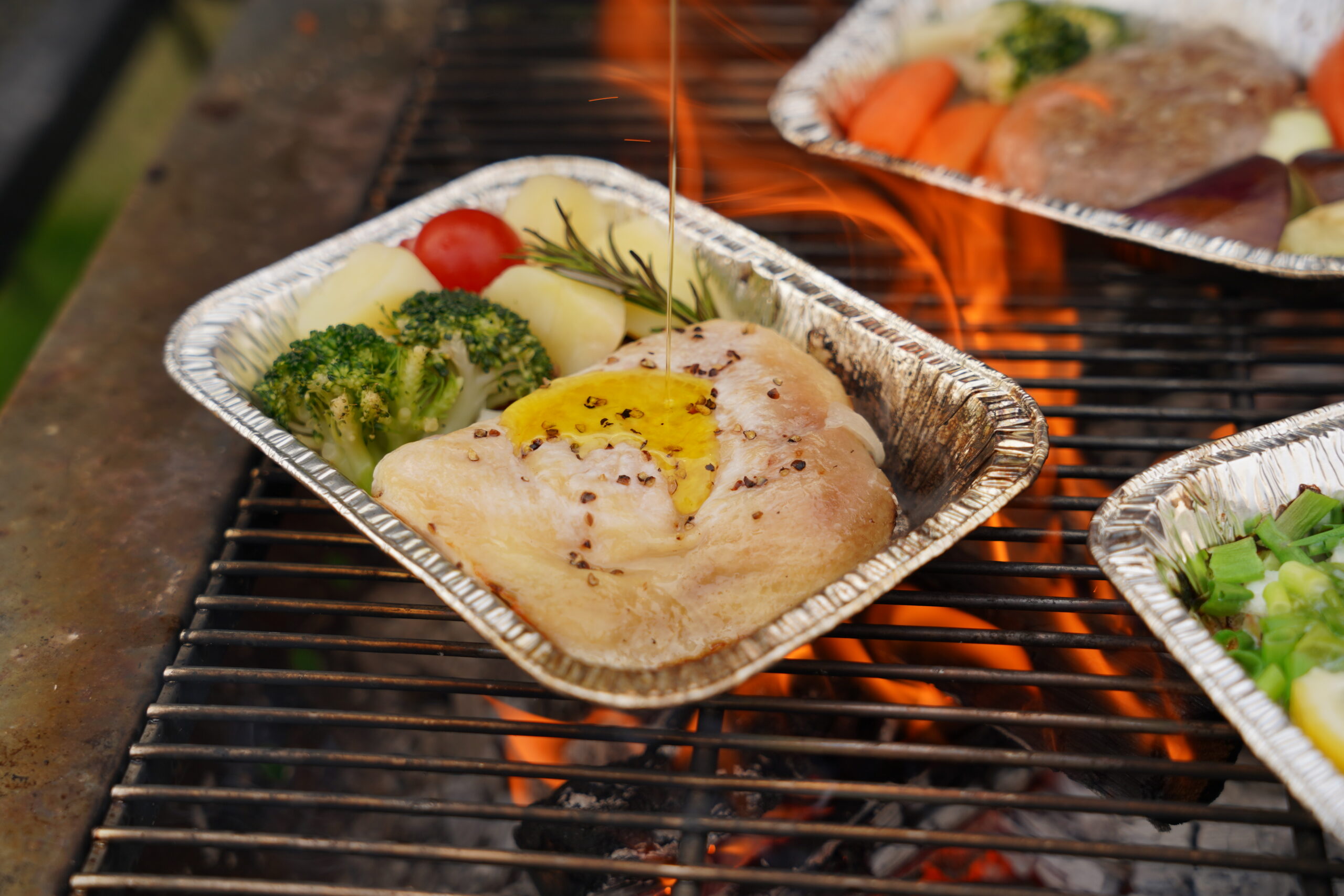 焼くだけ簡単キャンプ飯！人気3品を実際に作ってみた | SUMI TERRACE