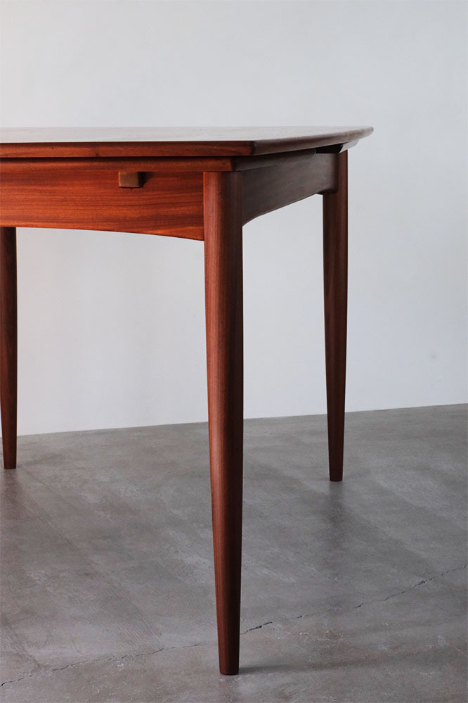 北欧ビンテージ家具/デンマーク製 /ダイニングテーブル/チーク