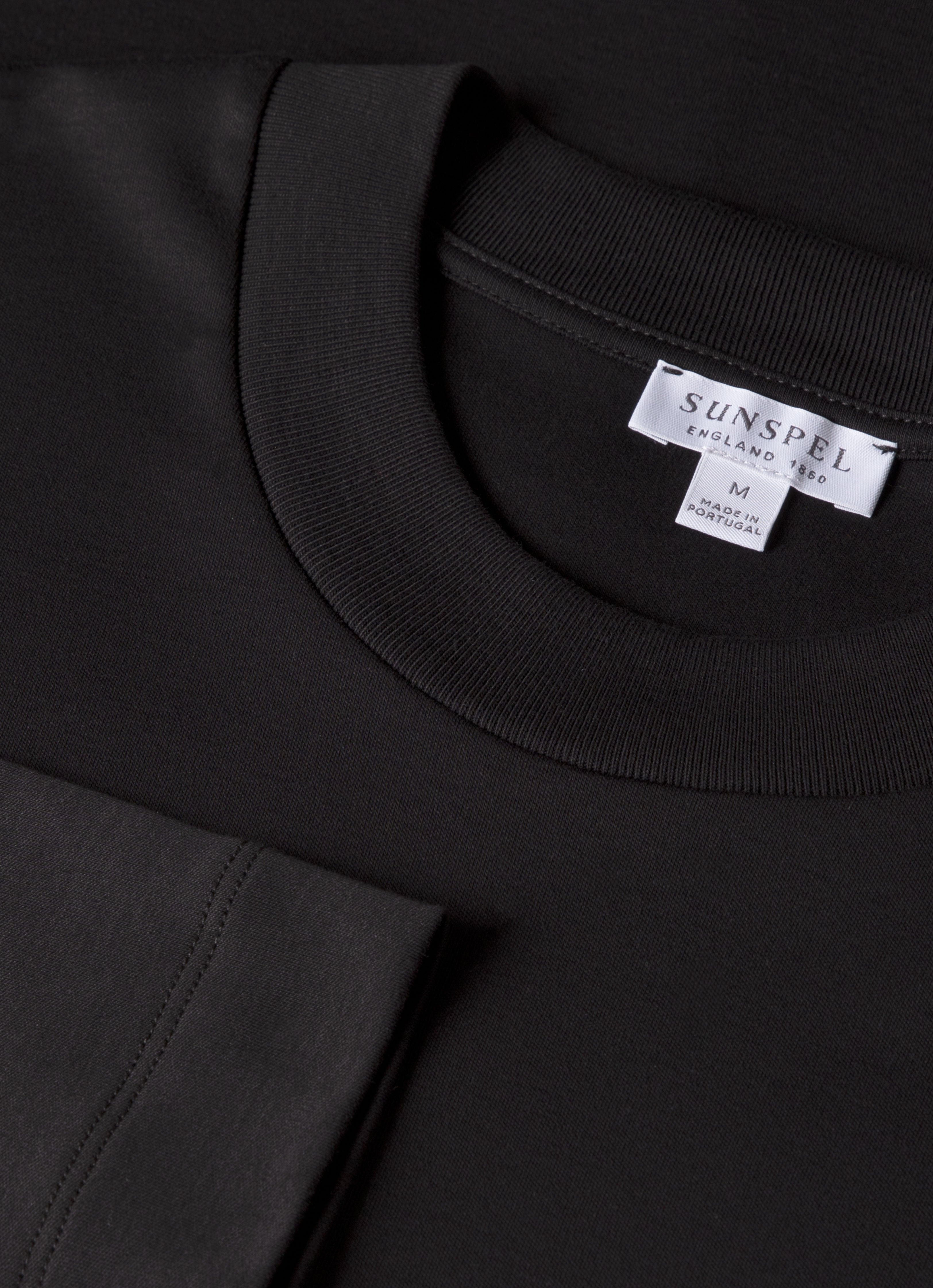 ロングスリーブ （ヘビーウェイト） T シャツ（Black）|Sunspel