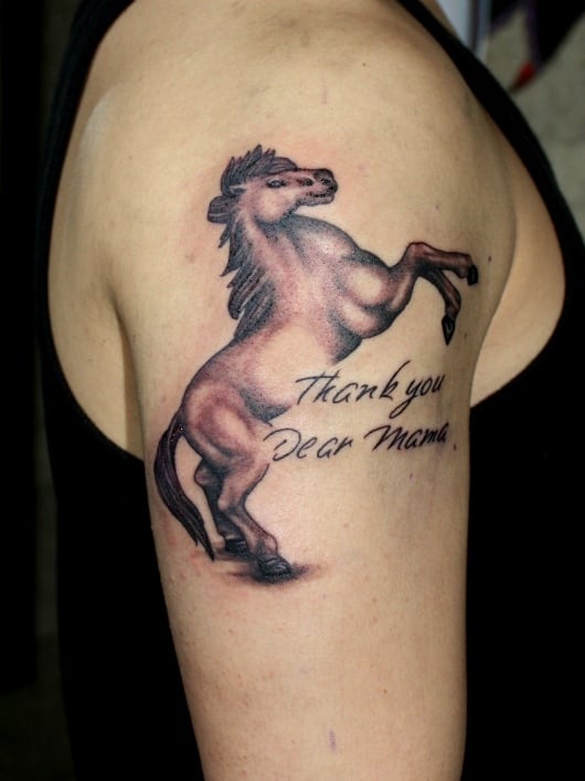 ブラック&グレー 馬・レター | 東京の渋谷・秋葉原・原宿でタトゥー