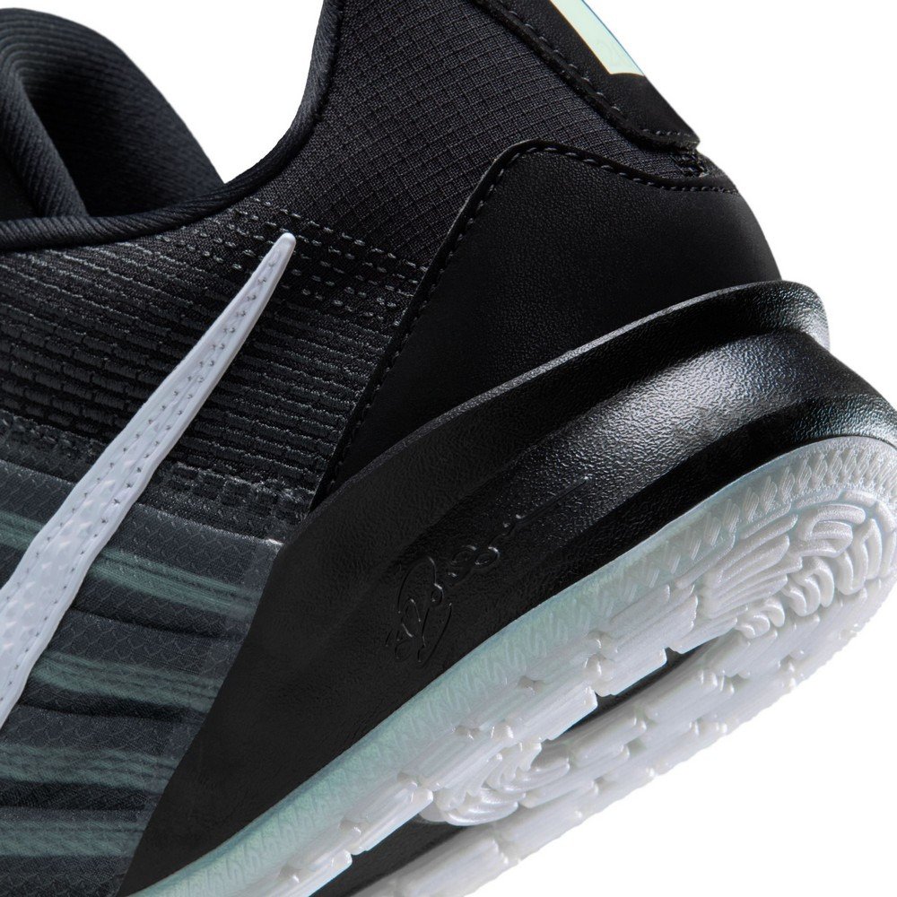 ナイキ（NIKE）（レディース）バスケットシューズ バッシュ HP