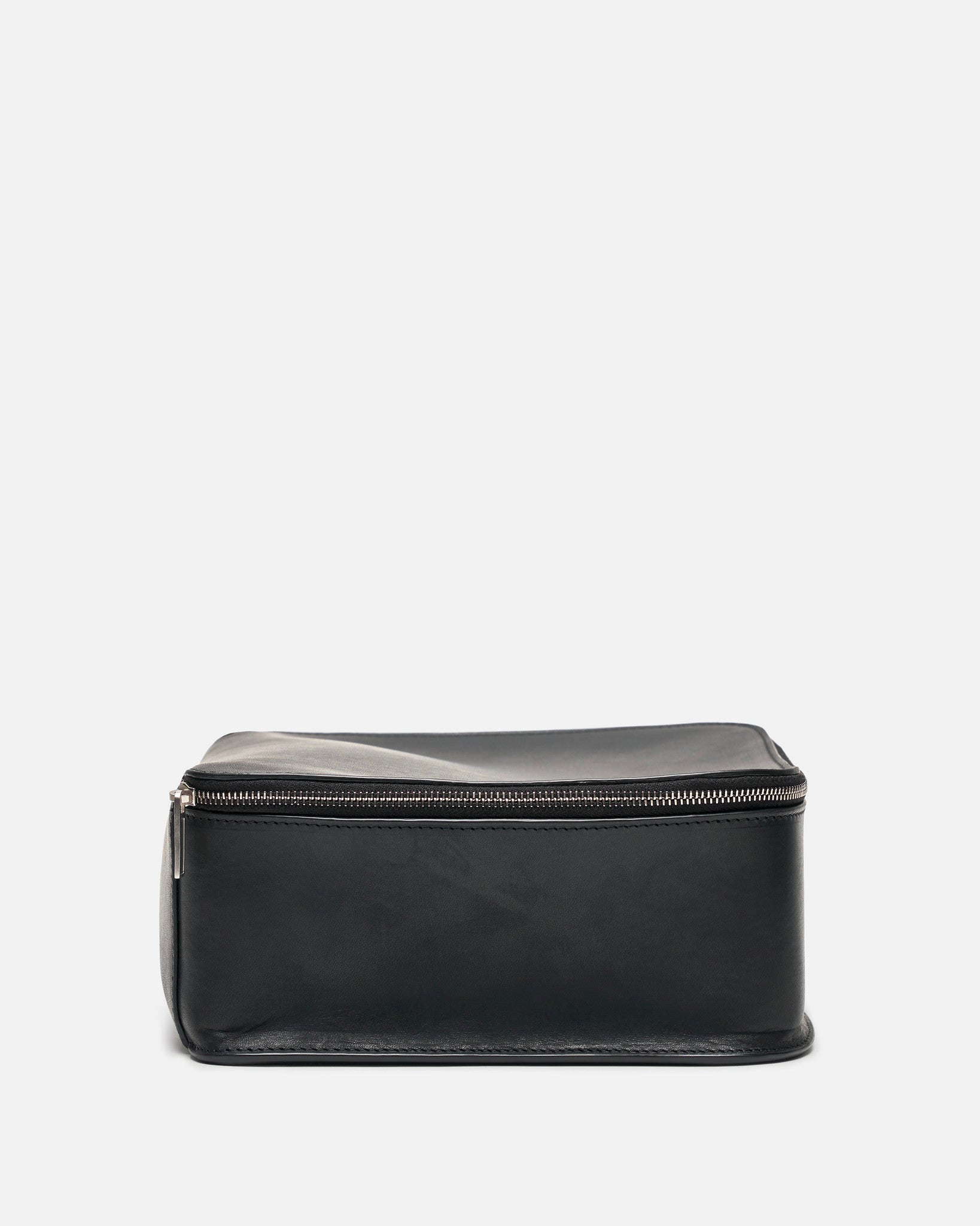 Big Beauty Case in Black – SVRN