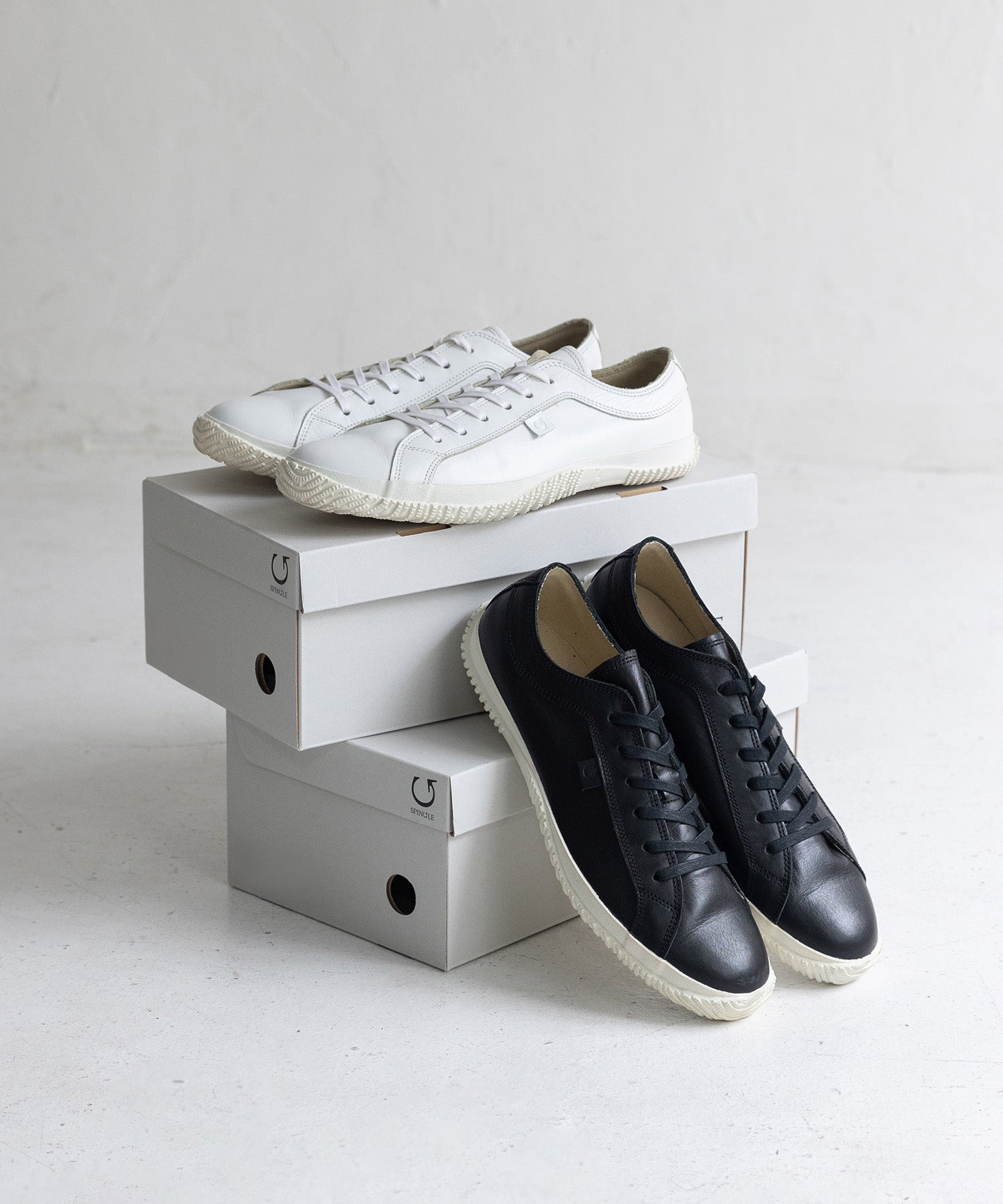 SP-105 Black | 国産ハンドメイド スニーカー スピングル