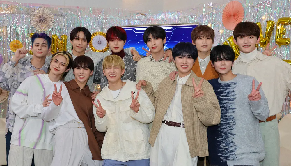 INIの（前列左から）松田迅、後藤威尊、髙塚大夢、尾崎匠海、藤牧京介