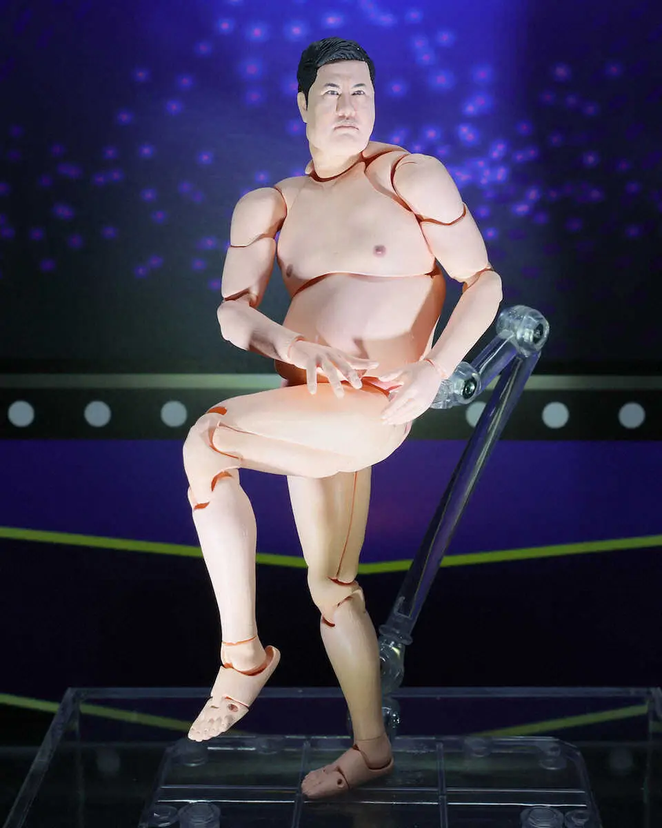 フィギュア化された、とにかく明るい安村 - スポニチ Sponichi Annex 芸能