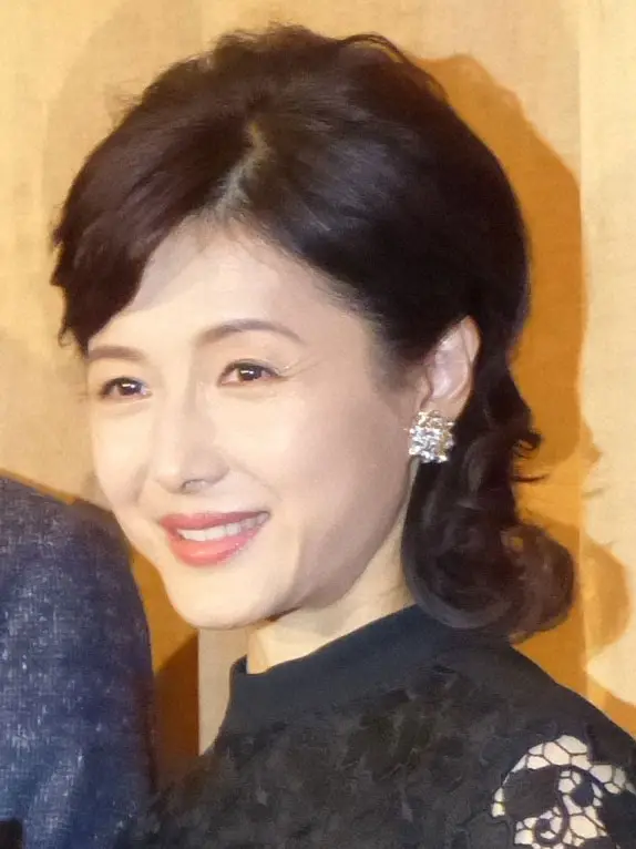 水野真紀「35年近い付き合い」デビュー期を支えたマネジャーの訃報に
