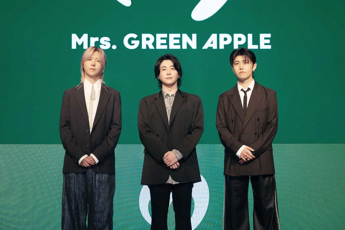 Mrs. GREEN APPLEの（左から）藤澤涼架、大森元貴、若井滉斗