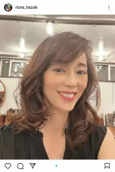 枡田絵理奈アナは制服姿、田中みな実アナは着物姿公開 - スポニチ