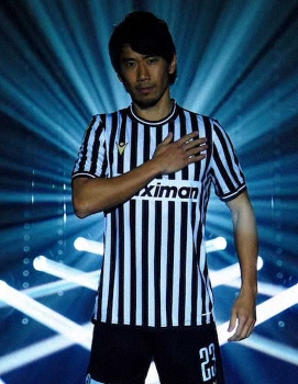 記事全文】香川 ギリシャ1部PAOK入団発表「すぐに会えるよ」、背番号は