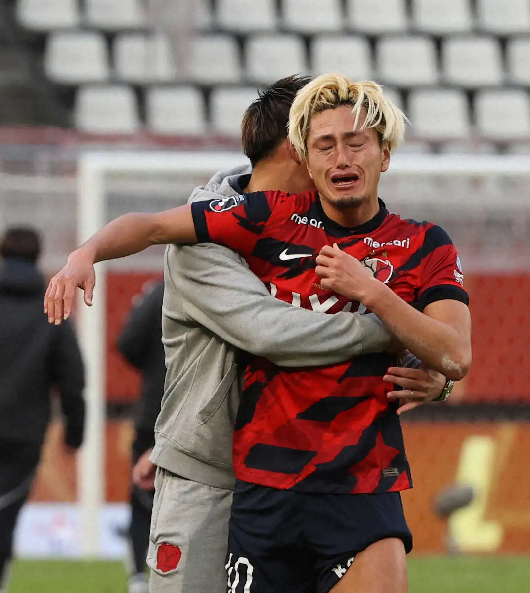 鹿島FW鈴木優磨 9年ぶりVに感慨の涙「個人としても難しい時間が報われ