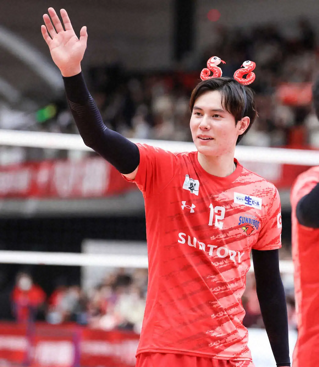 記事全文】サントリーが25年連勝発進 高橋藍がチーム2位17得点「みんな