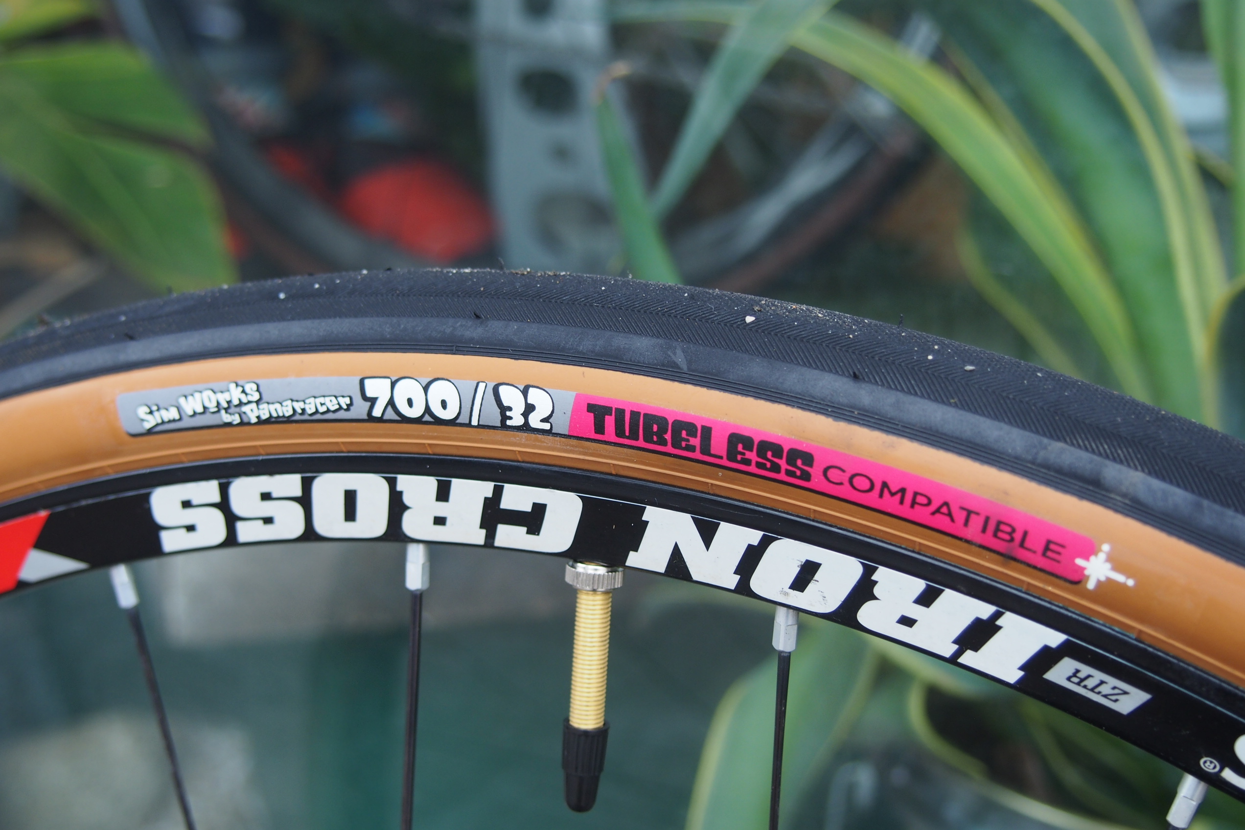 BLOG ありそうでない!!スリック＆チューブレスレディ＆ブラウンサイド