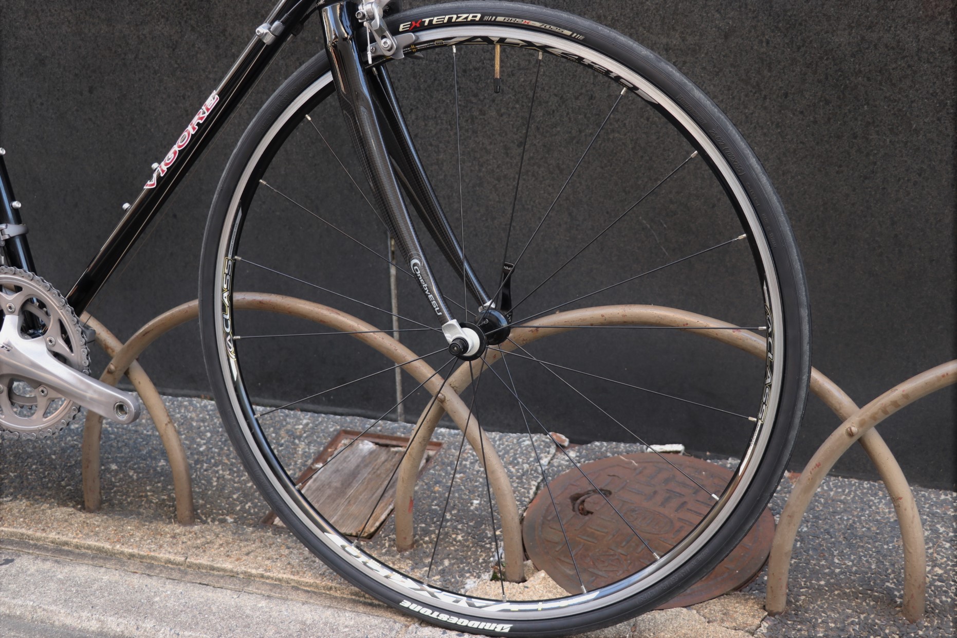 BLOG 【中古ロードバイク】クロモリフレーム+カーボンフォークに