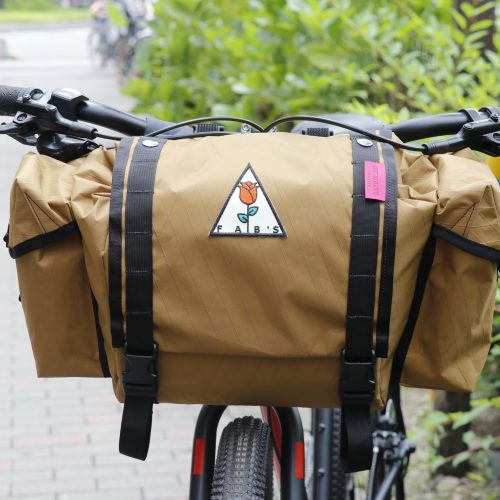 BLOG 最大容量34LでキャンプツーリングもOK!!アドベンチャー