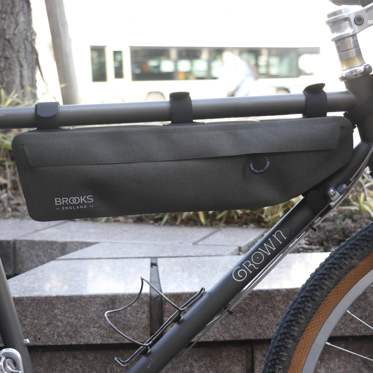 BLOG ～再入荷～【Brooks / ブルックス】=新モデル= 防水性&耐摩耗性