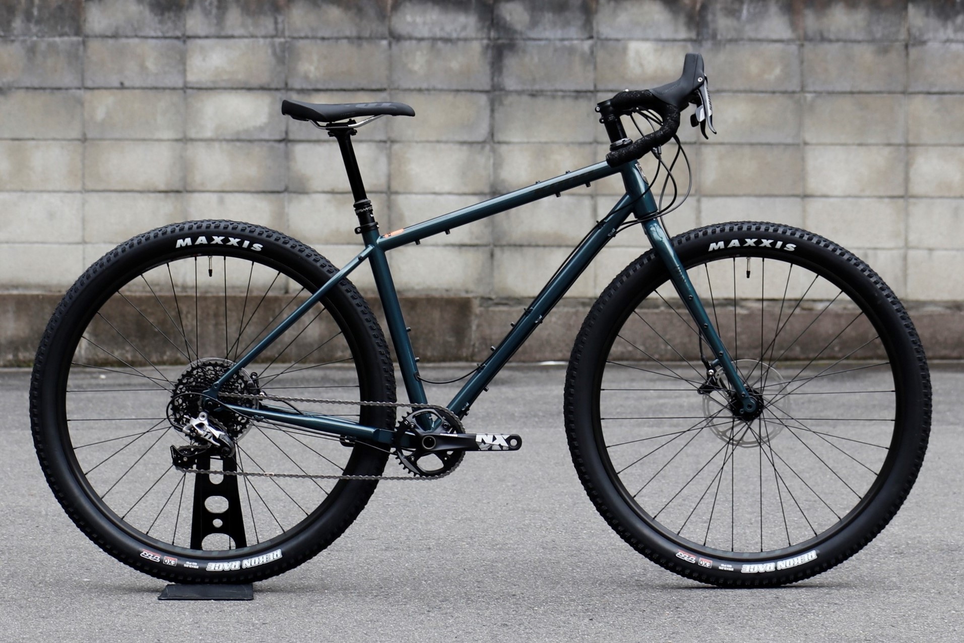 BLOG 【在庫SALE / セール】52サイズのみご用意あります【 KONA / コナ