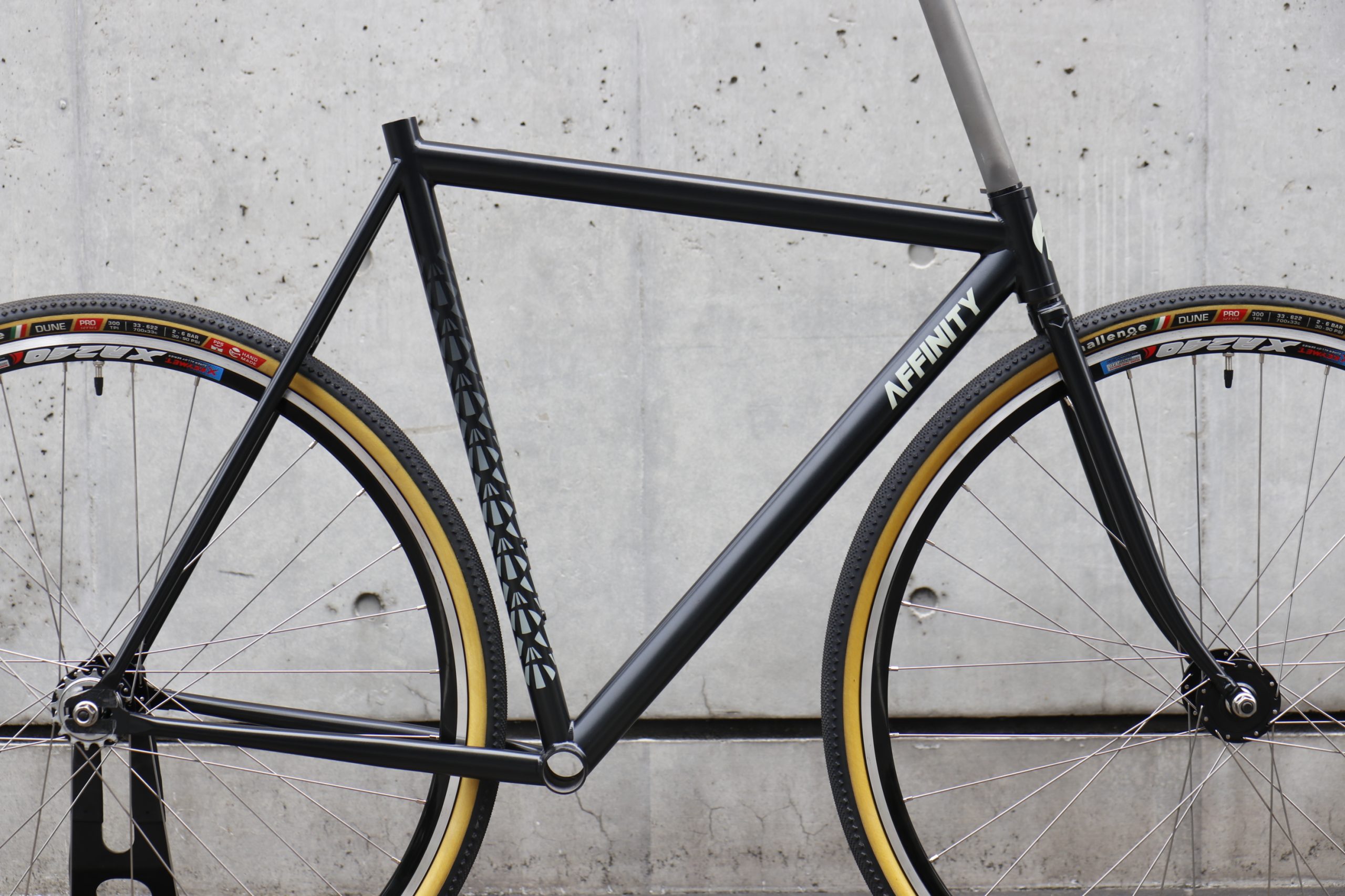 BLOG 前下がりの戦闘的スタイルでお馴染み、生粋のストリート