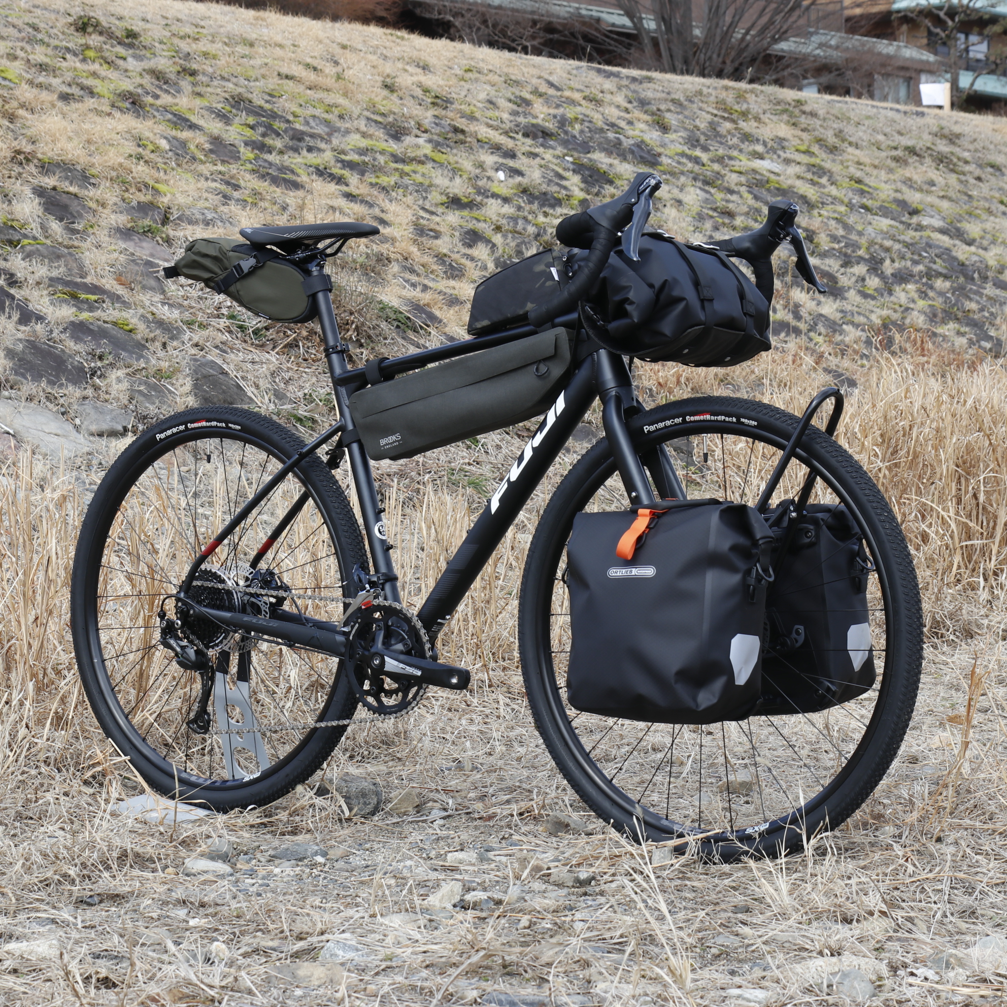 BLOG バランスの良さと拡張性が魅力のグラベルロード【 FUJI / フジ