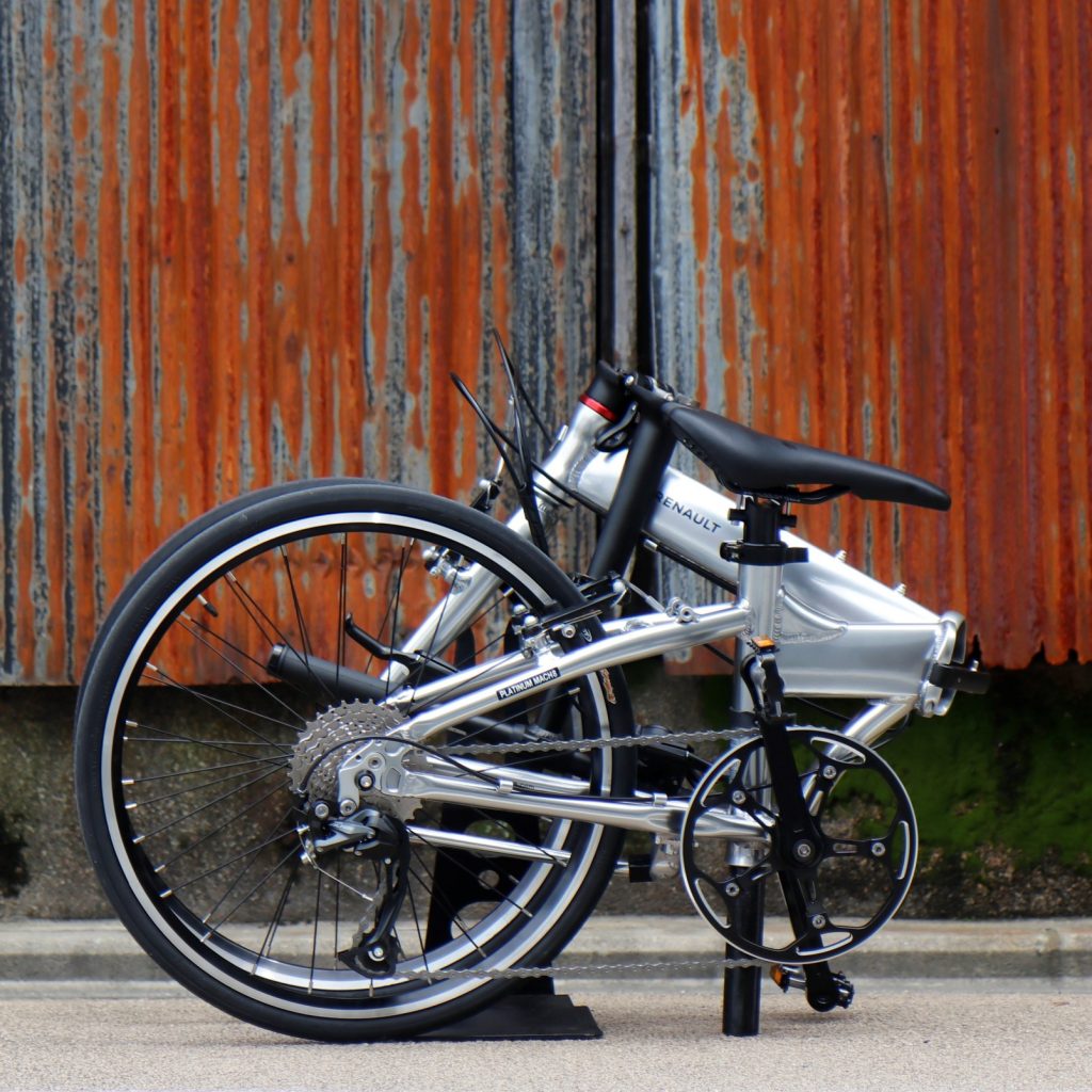 BLOG 20インチ最軽量クラスの8.9kg!!持ち運びも走りも諦めない軽くて