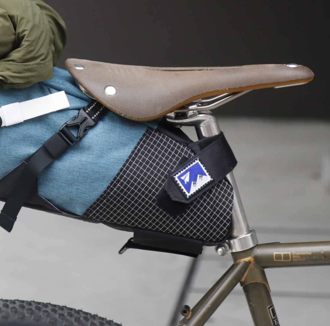 BLOG サドルバッグxバックパックの2WAY機能【 RawLow Mountain Works