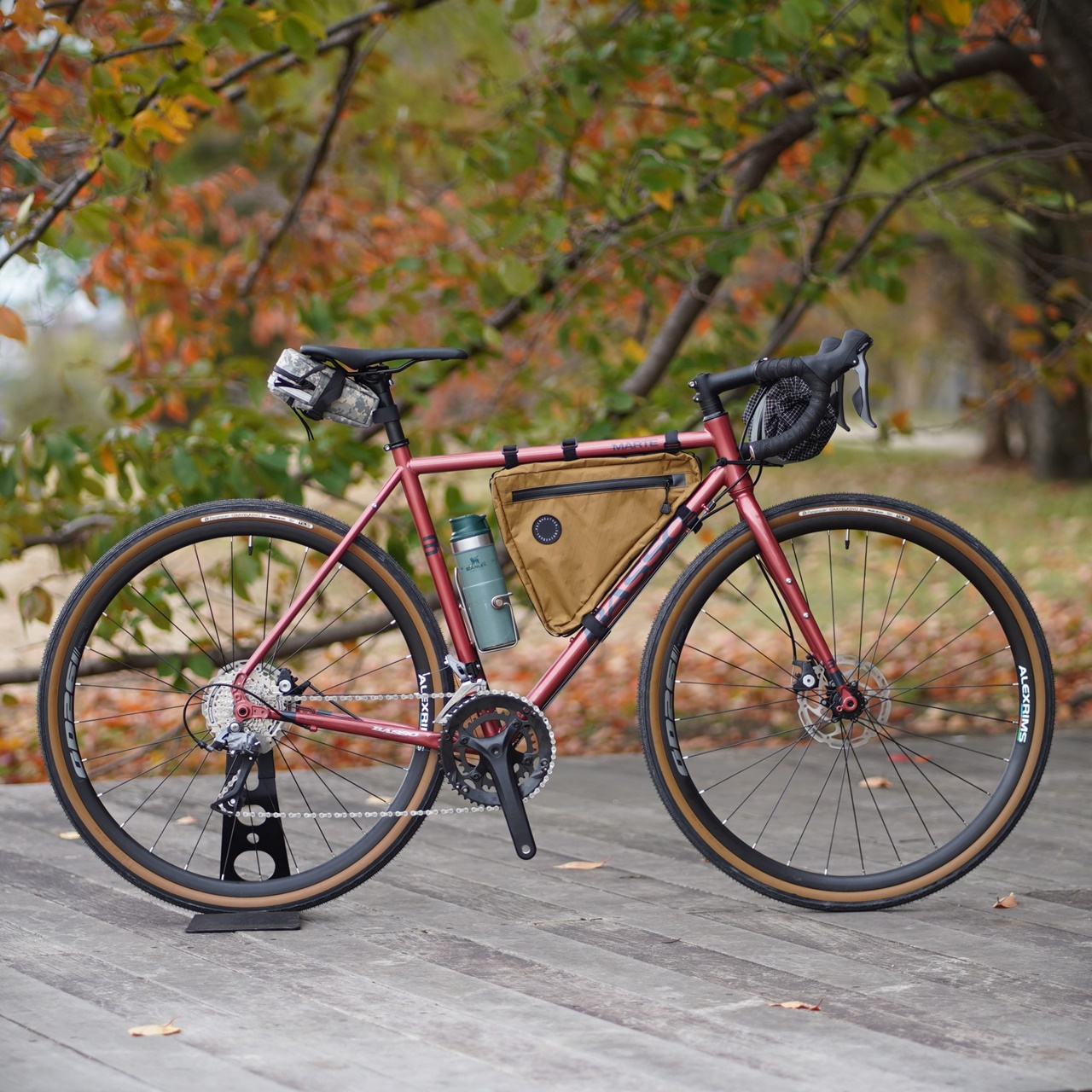 BLOG 【型落ちセール！】オンロードも楽しいハイコスパクロモリ