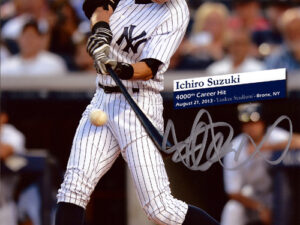 中田翔選手＃6 日本ハムファイターズ直筆サイン色紙 - SPORTS GALLERY USA