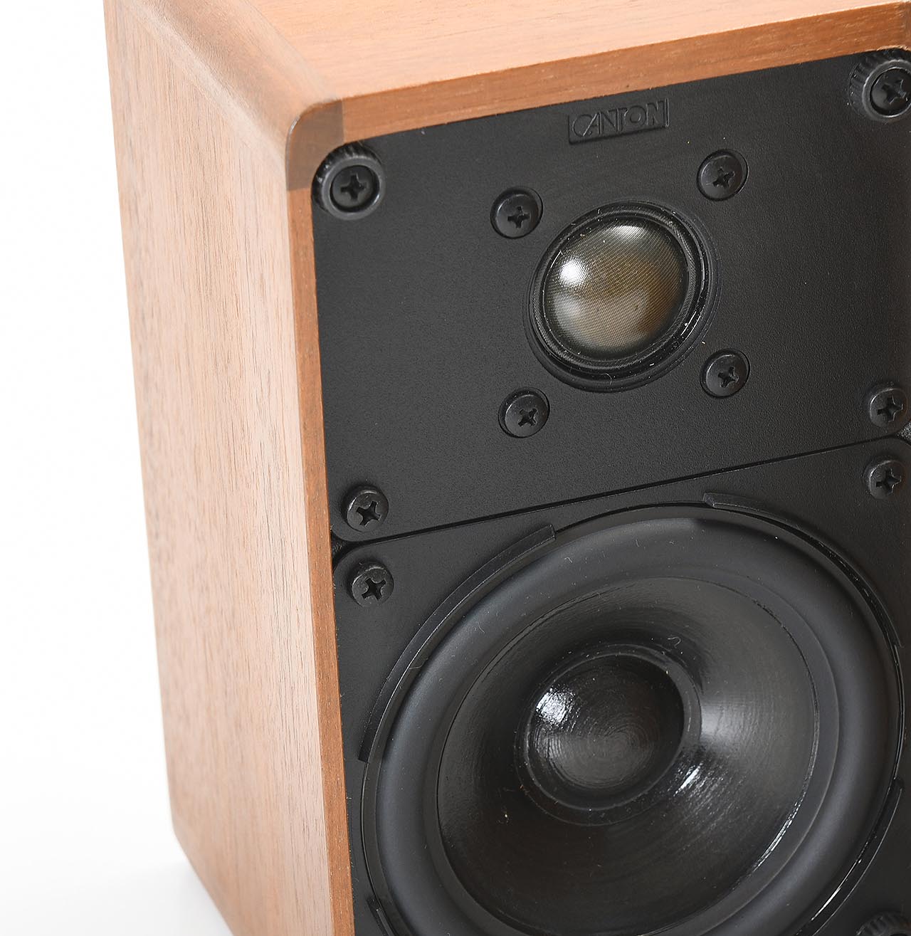 Canton Plus S | H81251