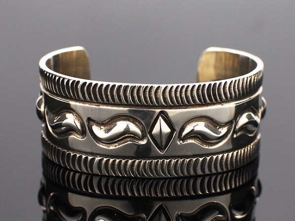 Navajo Bracelet/INDIAN JEWELRY（インディアンジュエリー） - DEFI