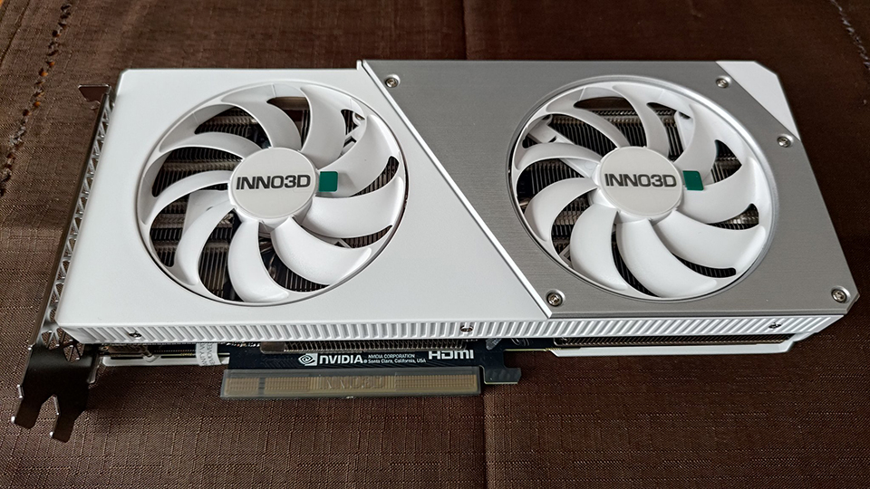 グラフィックボードのお話 | STC ブログ | システムツール株式会社