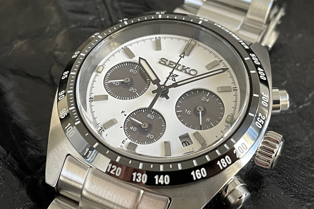 ソーラークォーツ時計のクロノグラフが7万円台】人気のパンダダイアル