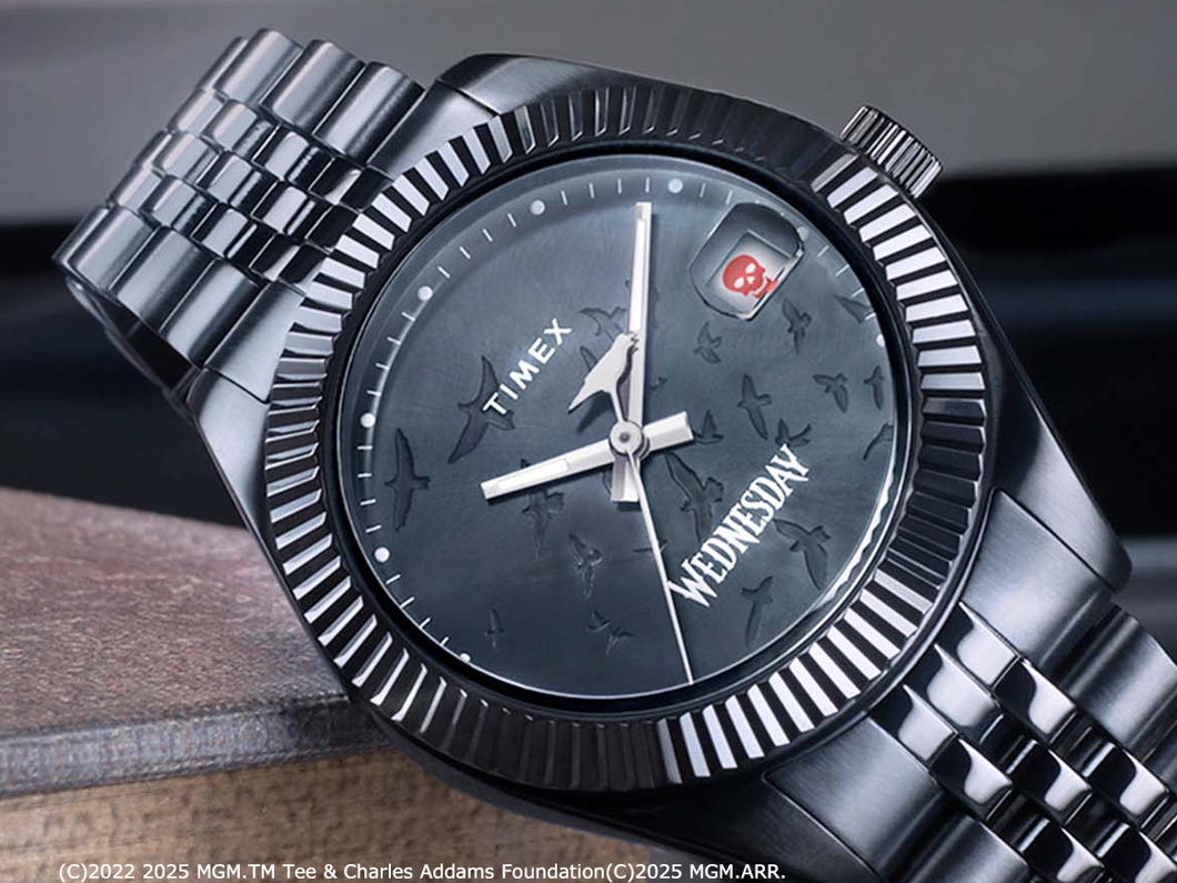 ブラックカラーモデルも【ティム・バートン監督Netflix人気シリーズ