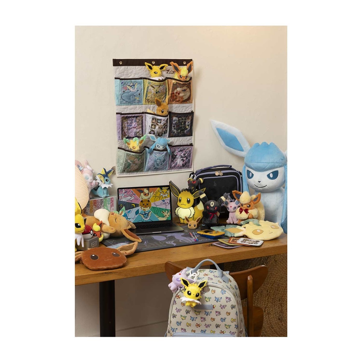 Eevee Collection: Eevee Hanging Wall Organizer | Pokémon Center