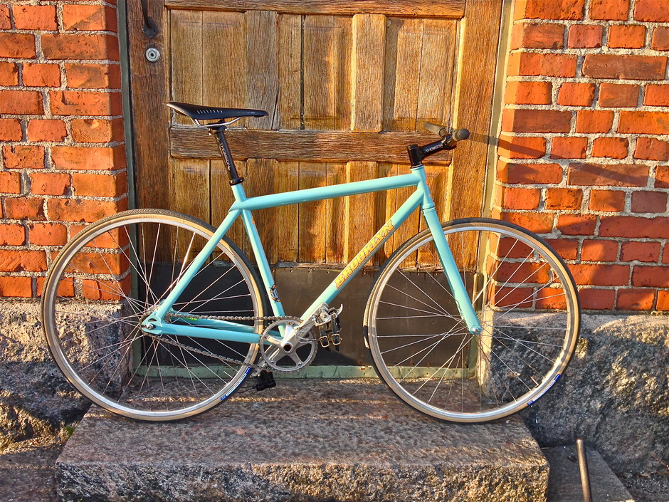 Brooklyn Machine Works Gangsta Track V1 - Pedal Room