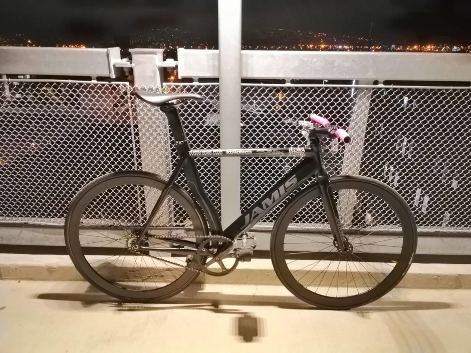 Jamis Sonik 56cm - Pedal Room