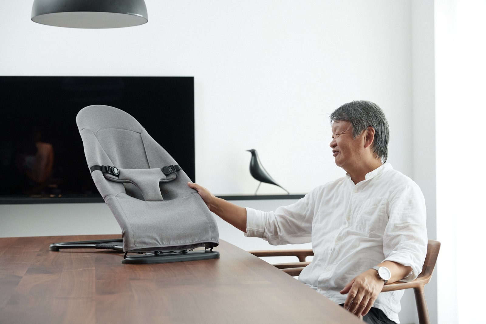 いま子育て世代に大人気のプロダクト、深澤直人がデザインした「Wuggy