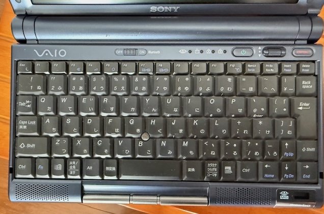 1998年発売のSONY「VAIO」】28年前の名機をいま手に取る「異色の横長
