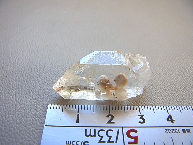 バイーア産まりも入り水晶ポイント9.1g - パーフェクトストーン