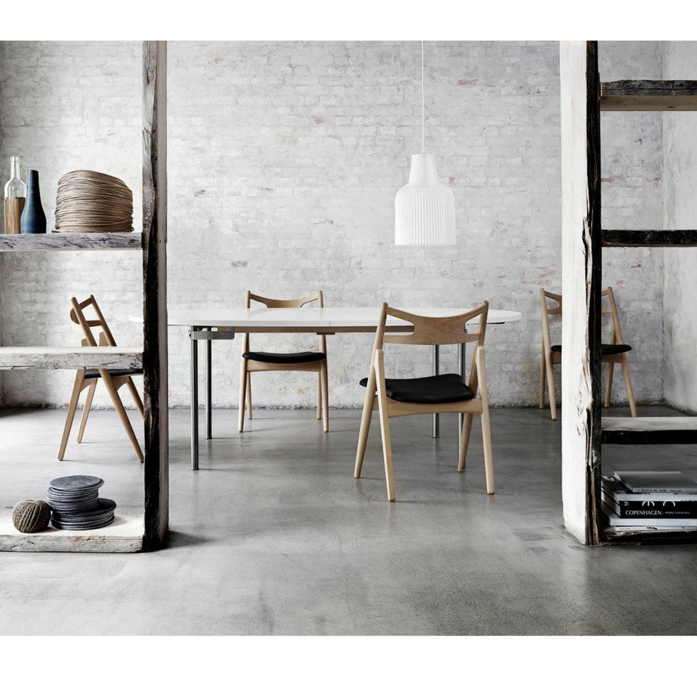 Wegner Sawbuck Chair CH29 | Carl Hansen & Son
