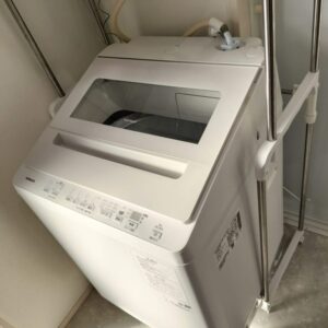 洗い始めに高濃度の洗剤液で、隠れ汚れまで浮かせて落とす全自動洗濯機