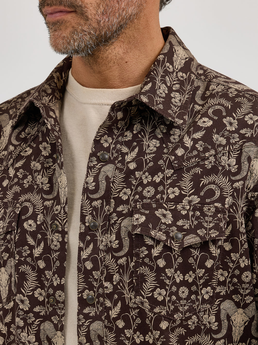 Wrangler Men's Retro Premium Brown Floral/Western Print Western