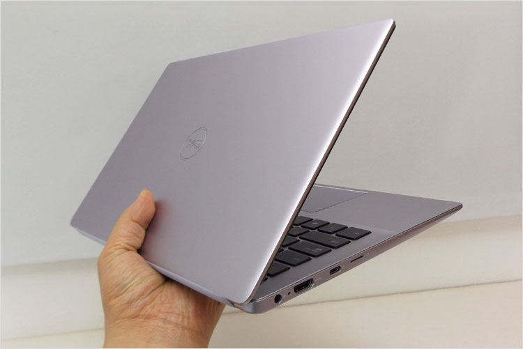 Inspiron 13（5391）Wi-Fi モデル レビュー Core i7-10510U、GeForce