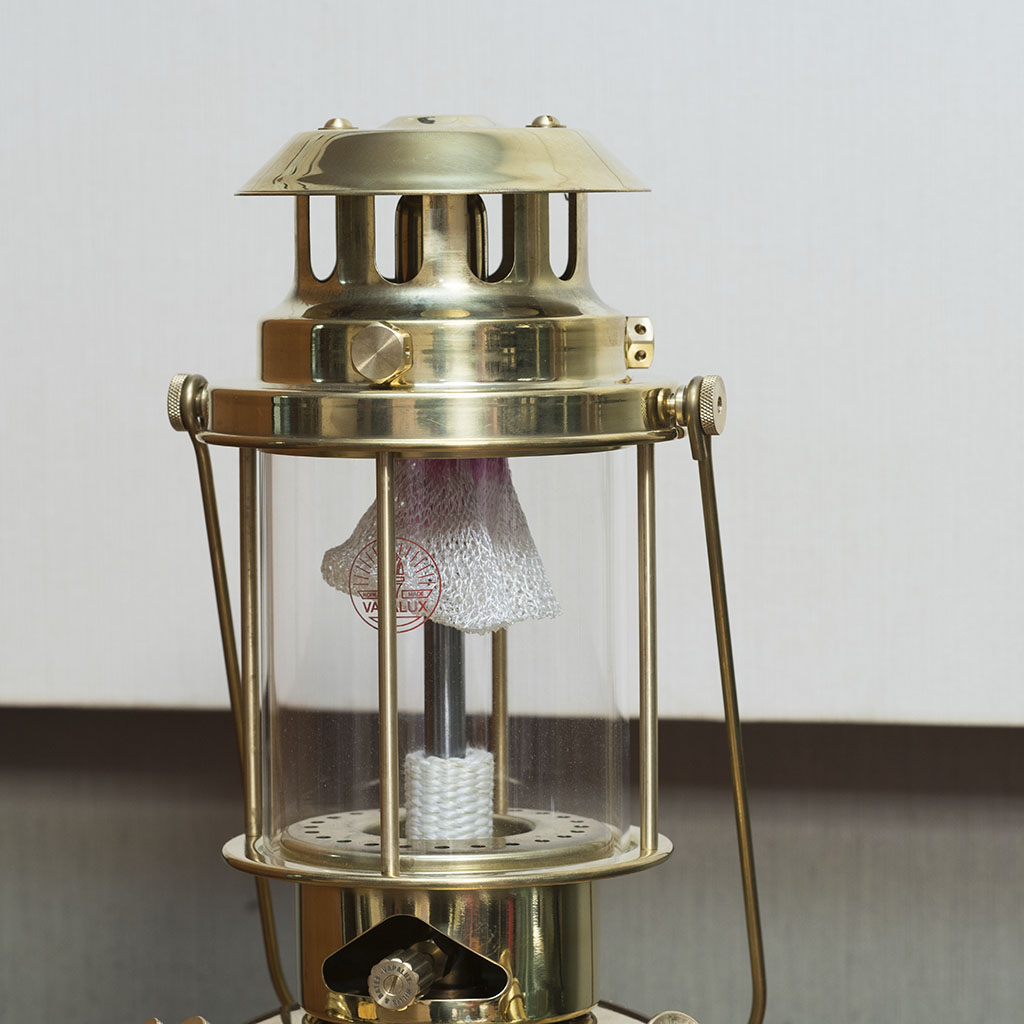 ヴェイパラックスランタン 300 ポリッシュドブラス - Vapalux Lanterns
