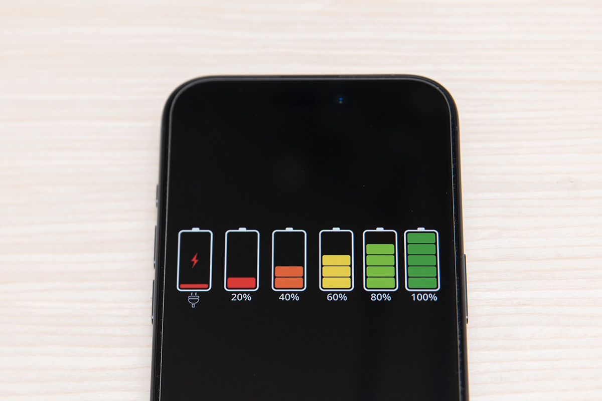 iPhone 15ユーザー必見！充電「上限80％」設定でバッテリーを労ろう