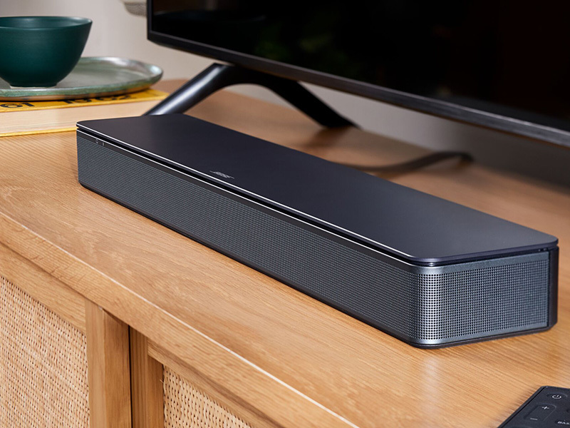 ボーズ、コンパクトなサウンドバー「Bose TV Speaker」。音質強化