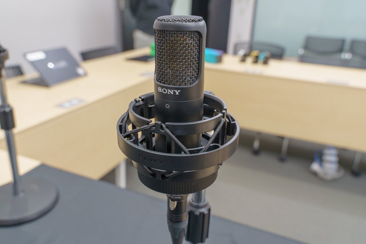 ソニー、プロスタジオ用マイクの技術を活かした約6万円の宅録マイク「C