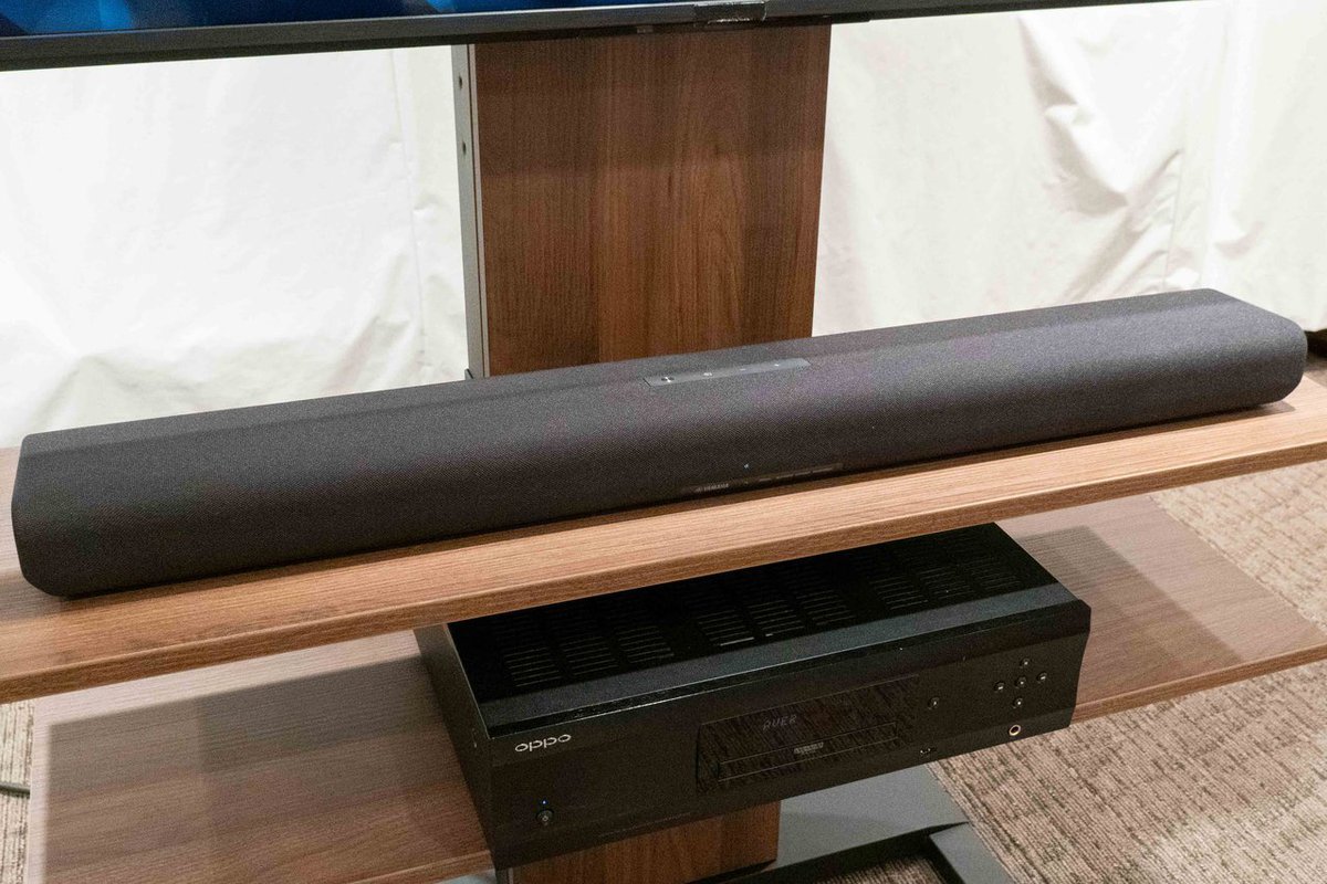 ヤマハ、Dolby Atmos対応のスタンダードサウンドバー。ワンボディの