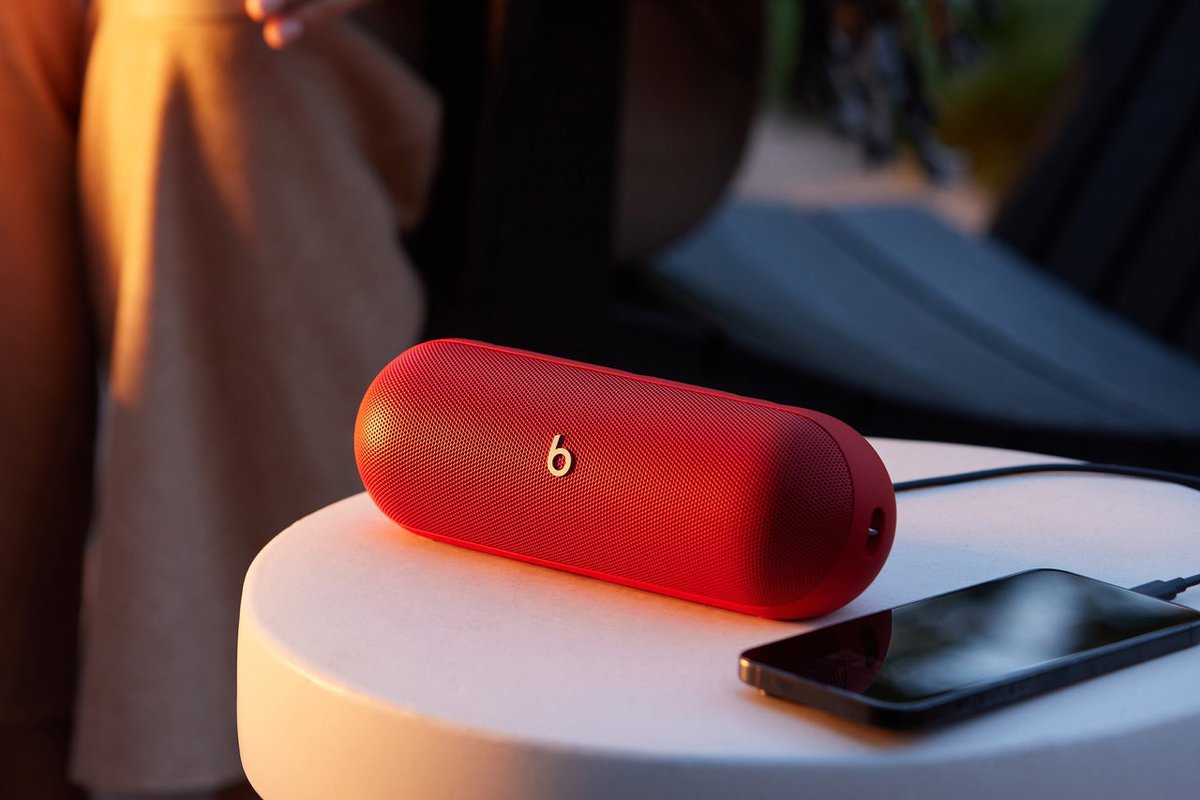 Beats、Bluetoothスピーカー「Pill」9年ぶり復活。音質強化／24時間